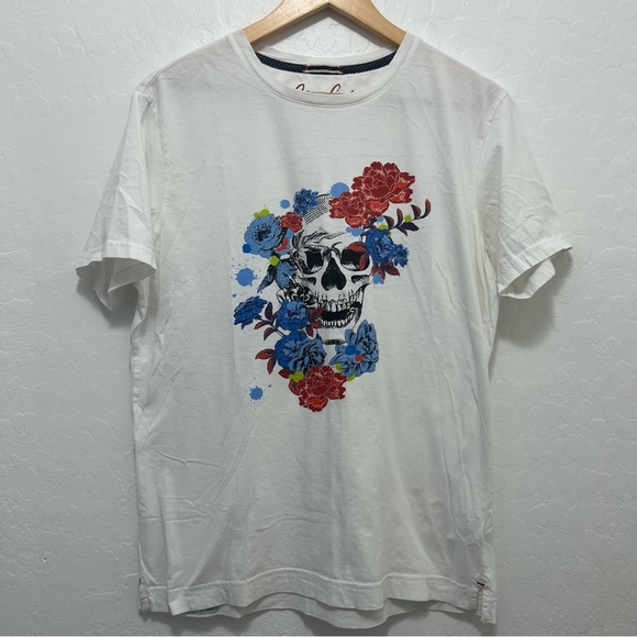Robert Graham Men's Grigg Skull Graphic Tee Shirt - Picture 1 of 10